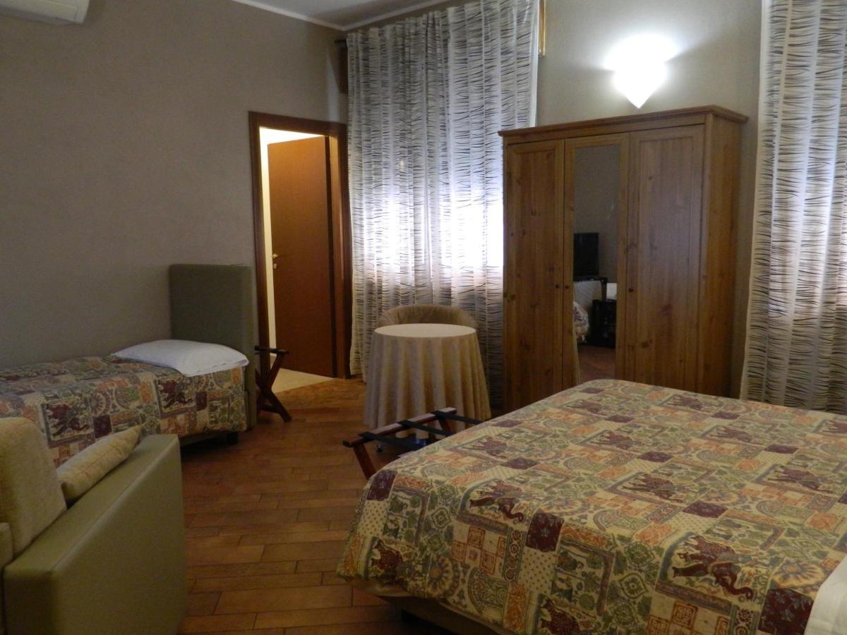 Osteria San Giuseppe Hotel Ceriano Laghetto Ngoại thất bức ảnh
