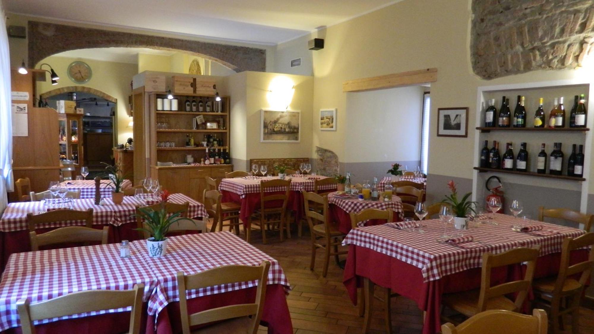 Osteria San Giuseppe Hotel Ceriano Laghetto Ngoại thất bức ảnh