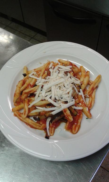 Osteria San Giuseppe Hotel Ceriano Laghetto Ngoại thất bức ảnh