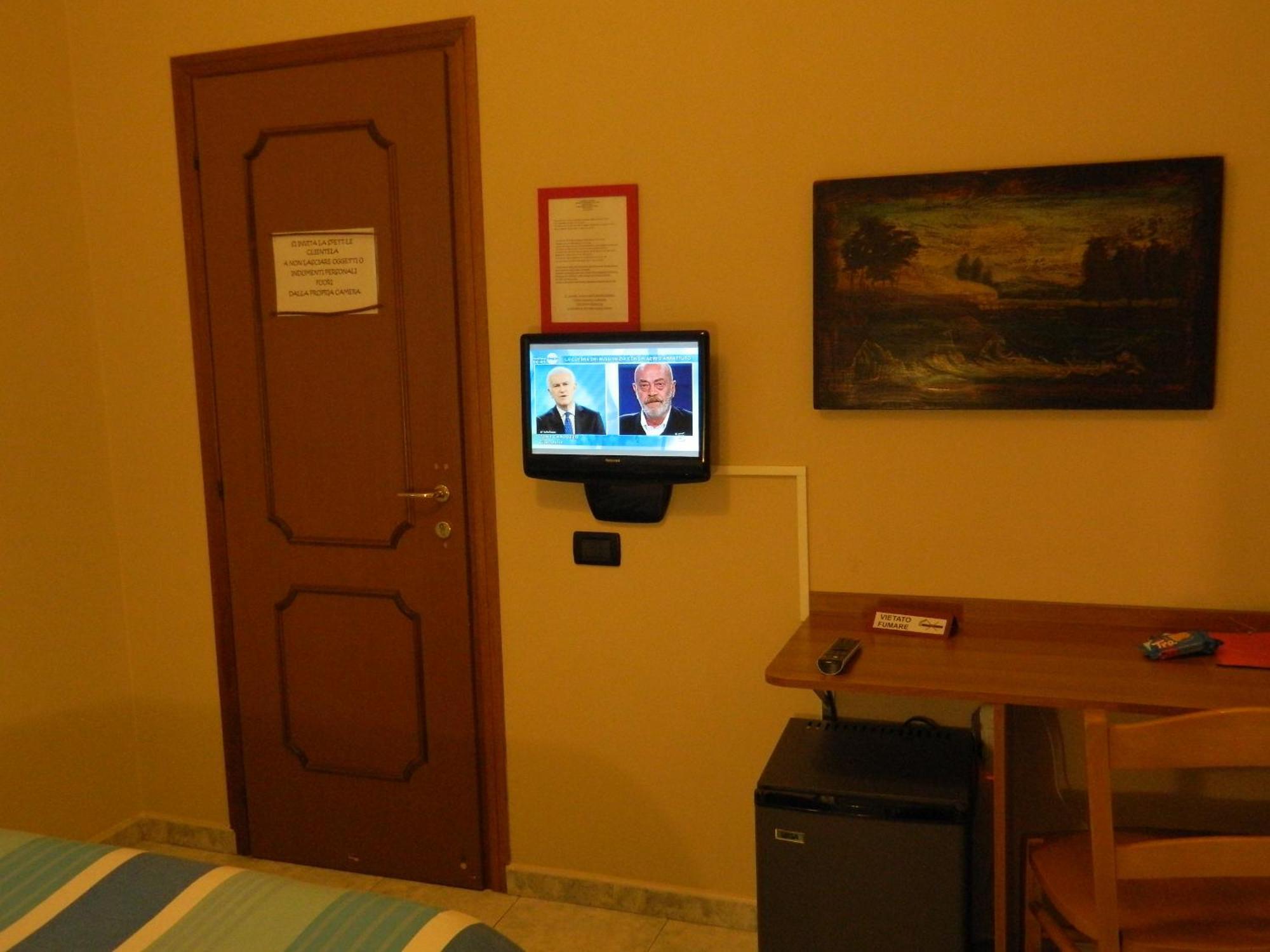 Osteria San Giuseppe Hotel Ceriano Laghetto Phòng bức ảnh