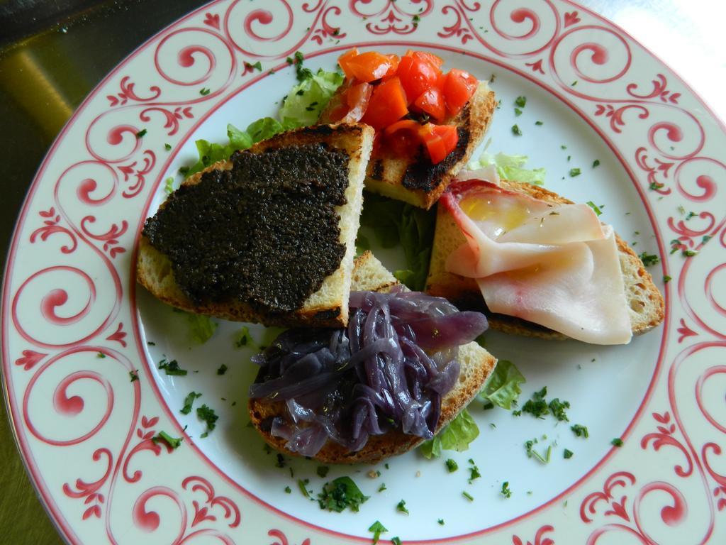 Osteria San Giuseppe Hotel Ceriano Laghetto Ngoại thất bức ảnh