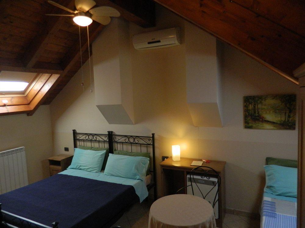Osteria San Giuseppe Hotel Ceriano Laghetto Ngoại thất bức ảnh